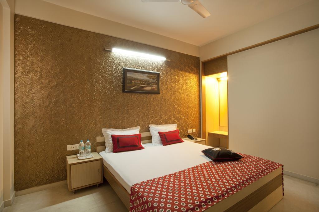 Panchvati Comforts Bangalore Exterior foto
