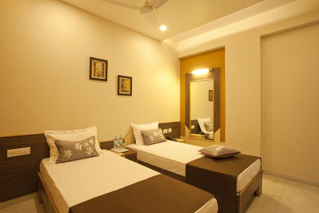 Panchvati Comforts Bangalore Exterior foto